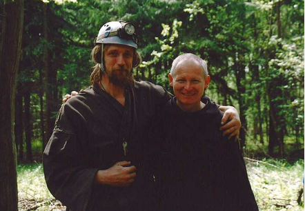 Mnich Václav Groh OM a Marek Poustevník - Šenkyøík 2004.
